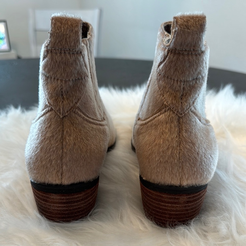 Band of Gypsies Tan Ankle Boots - Picture 4 of 10